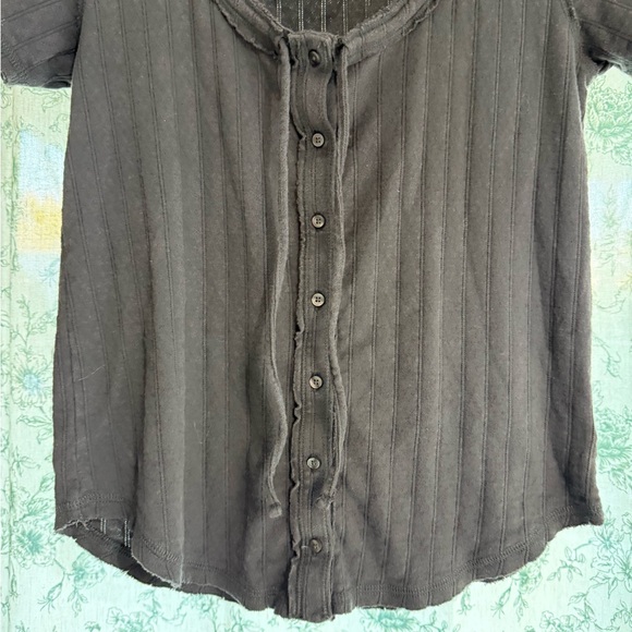 Aerie sneak peek top - Picture 4 of 6